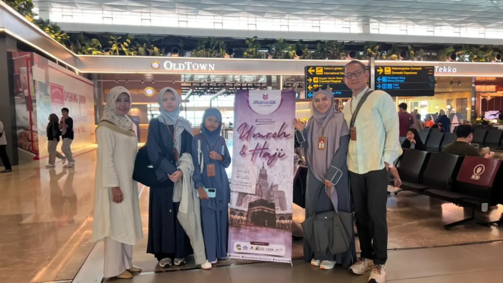 Umroh Private Manasik Tour dan Travel Keberangkatan Maret 2026