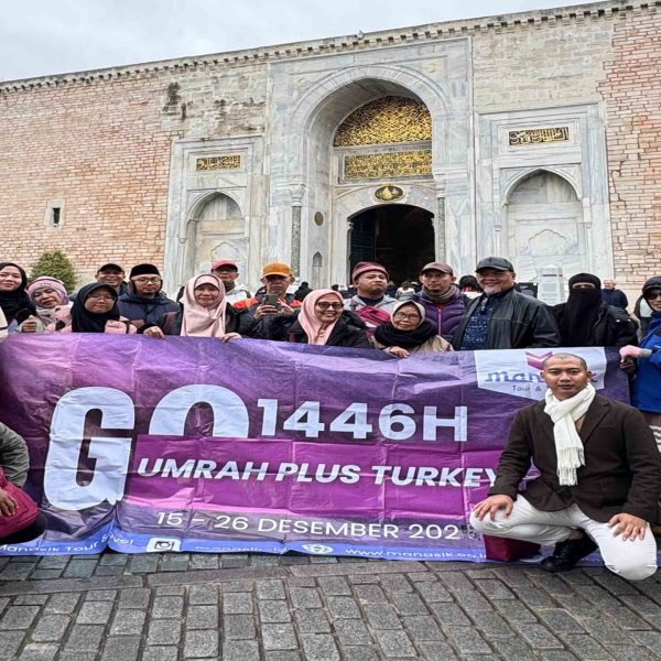 Paket tour Turki plus Dubai Lebaran dengan jamaah Manasik di destinasi wisata ikonik