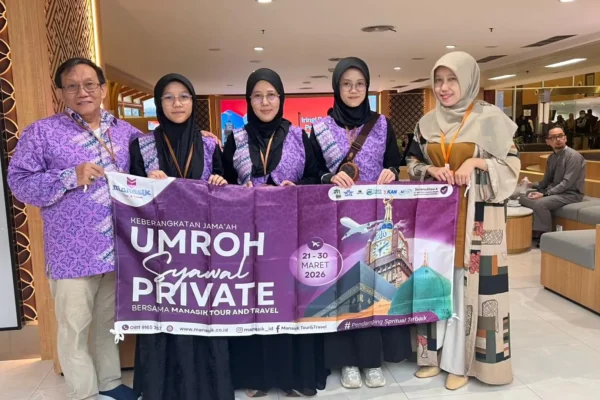 Umroh Private Manasik Tour dan Travel Keberangkatan Maret 2026