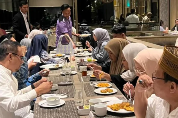 Umroh Private Manasik Tour dan Travel Keberangkatan Maret 2026