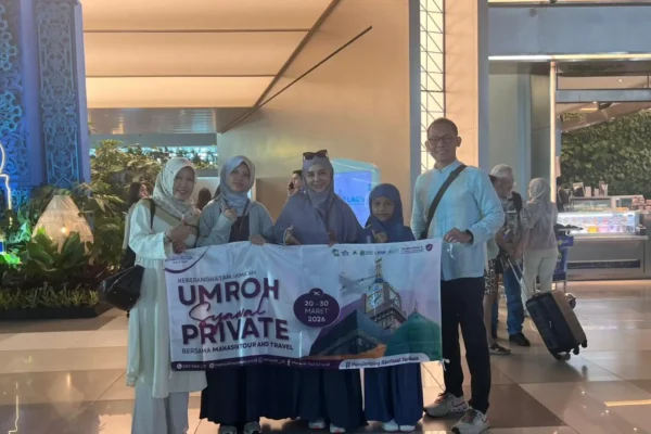 Umroh Private Manasik Tour dan Travel Keberangkatan Maret 2026