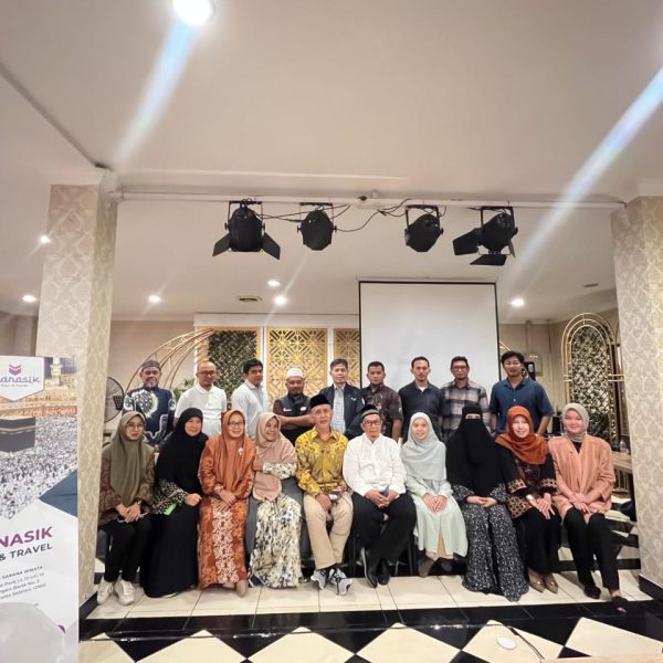 Umroh Ramadhan 2025 Bersama Manasik